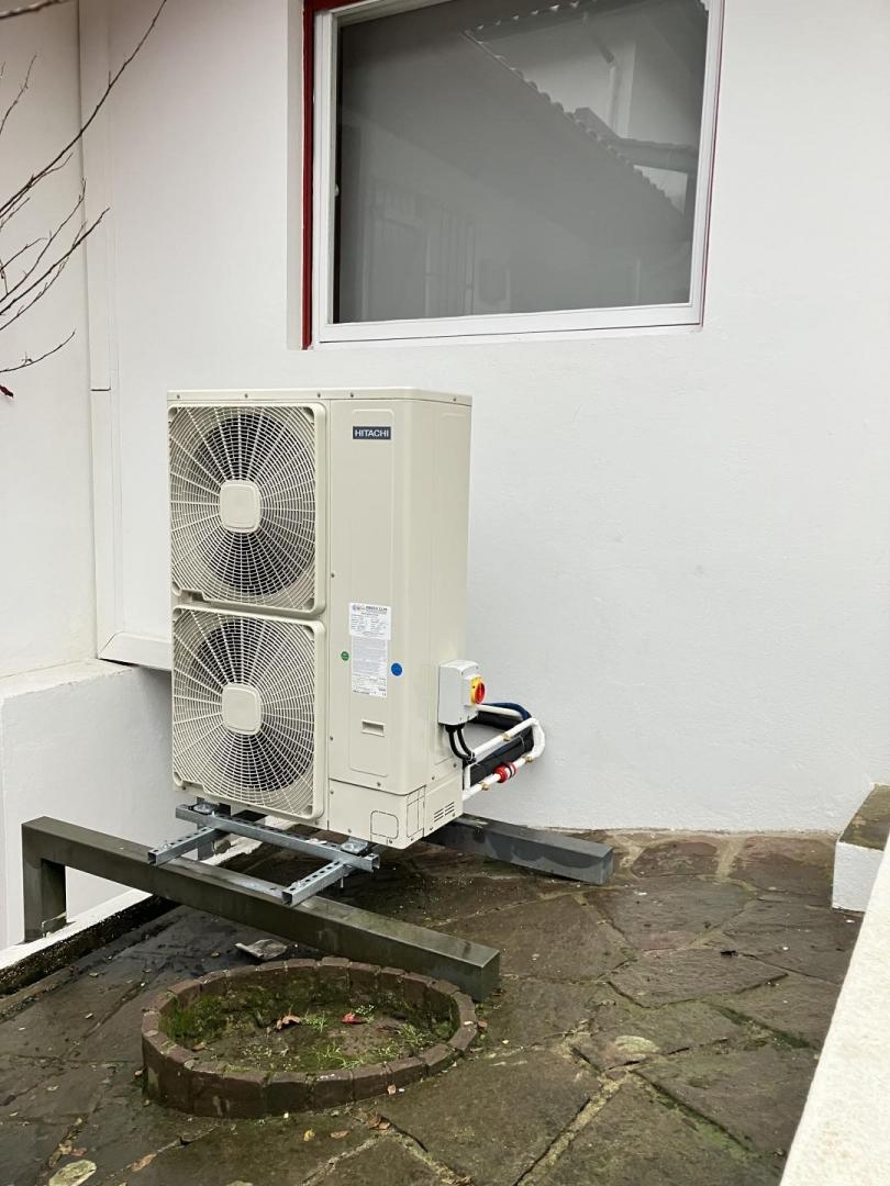 <p>Installation de pompe à chaleur air-eau à Soorts-Hossegor</p><p>Installation de pompe à chaleur air-eau près de Soorts-Hossegor</p><p>Installation de pompe à chaleur air-eau à proximité de Soorts-Hossegor</p>